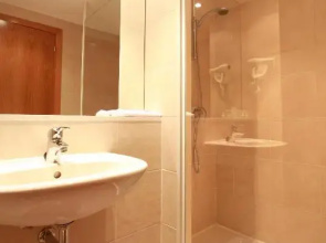 Travelodge BCN Cornella Fira