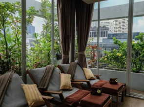 Sabai Sathorn Service Apartment