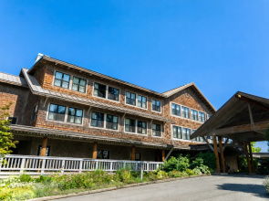 Sun Mountain Lodge