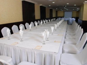 Al Bustan Hotel
