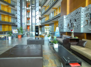 Отель Eurohotel Barcelona Gran Via Fira