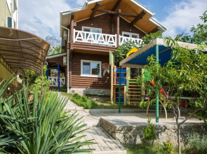 Derevyannyij Srub Guest House