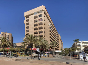 Hotel Las Palmeras Affiliated by Fergus