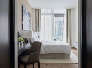 Jumeirah Living Marina Gate