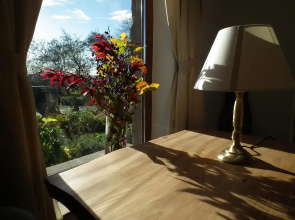 Pollan Rua Cottage & Barn