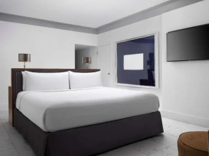 Nautilus Sonesta Miami Beach