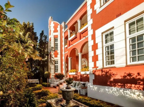 The Villa Rosa Guest House & Self-catering Apartments
