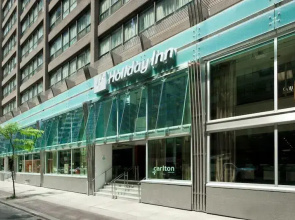 Holiday Inn Toronto Downtown Centre by IHG