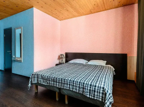 Ays Profilak Hotel