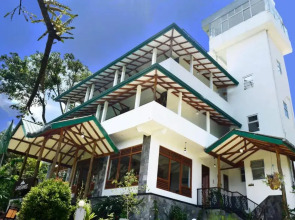 Lakshmis Hotel
