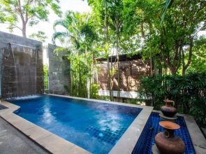 Peach Blossom Resort & Pool Villa