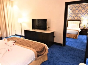Crystal Plaza Al Majaz Hotel