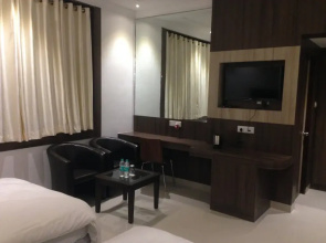 Niranjana Hotel