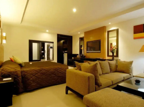 Horizon Karon Beach Resort & Spa