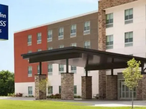 Holiday Inn Express & Suites Ocala by IHG