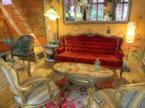 Lavender Circus Hostel