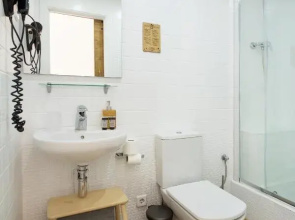 Hostal Girona