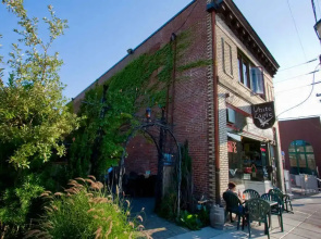 McMenamins White Eagle