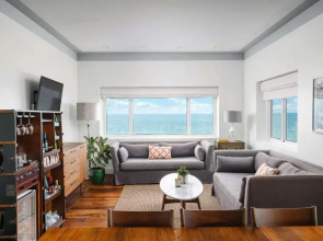 Nautilus Sonesta Miami Beach