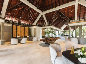 Maradiva Villas Resort & Spa