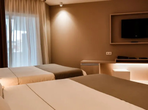 Hotel Bernat II