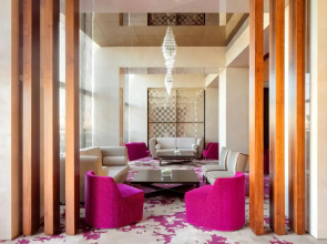 Отель Crowne Plaza Festival City an IHG