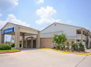 Motel 6 Baytown, TX - Baytown East