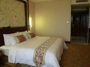 Xiaogan Yuji Grand Hotel
