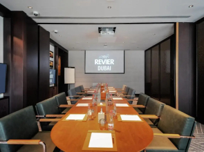 Revier Hotel - Dubai