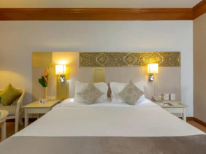 Отель Best Western Premier Bangtao Beach Resort and Spa