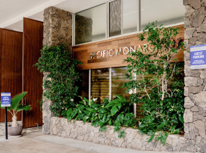 Pacific Monarch Hotel