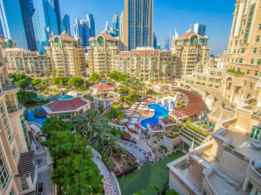 Swissotel Al Murooj Dubai Hotel