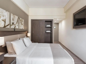 Acropolis Select Hotel