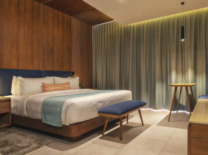 Hilton Cancun Mar Caribe All-Inclusive Resort