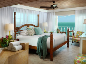 Ocean Key Resort - A Noble House Resort
