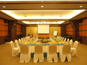 Отель Rawai Palm Beach Resort