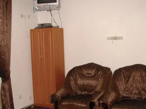 Guest House On Furmanova 29