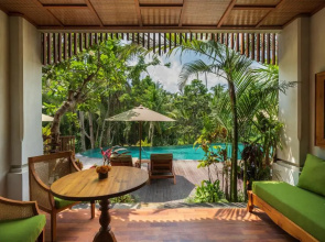 Отель Adiwana Unagi Suites