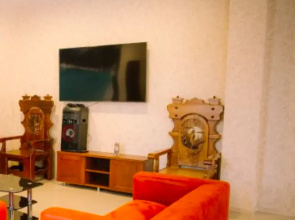 Papa Karlo Myishako Mini-Hotel