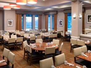 DoubleTree Suites by Hilton Hotel Philadelphia West