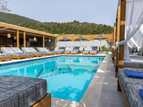 Skiathos Theros Philian Collection