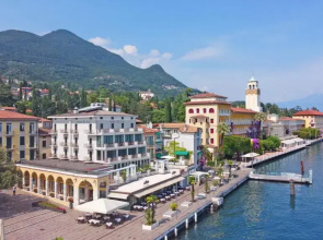 Hotel Du Lac Gardone Riviera