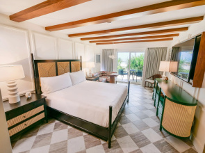 Casa Marina Key West, Curio Collection by Hilton