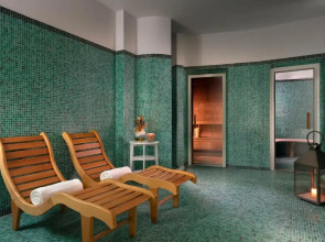 Sina Villa Medici, Autograph Collection