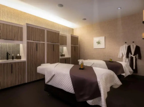 The LINQ Hotel & Casino – A Caesars Rewards Destination
