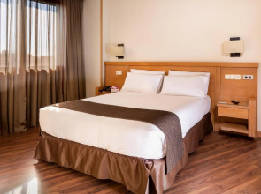 Hotel Acta Piramides