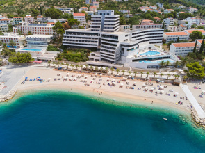Medora Auri Family Beach Hotel