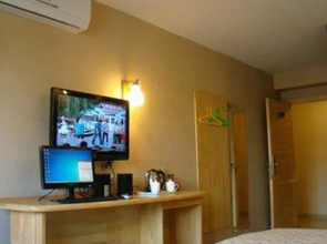 Super 8 Hotel