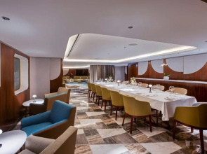 Queen Elizabeth 2 Hotel by Accor
