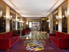 Amadeus Hotel